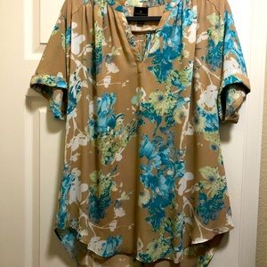 Floral chiffon top size Medium